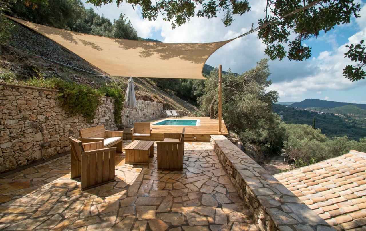 Castelli Olive Press Guest House Acharavi  Exterior foto