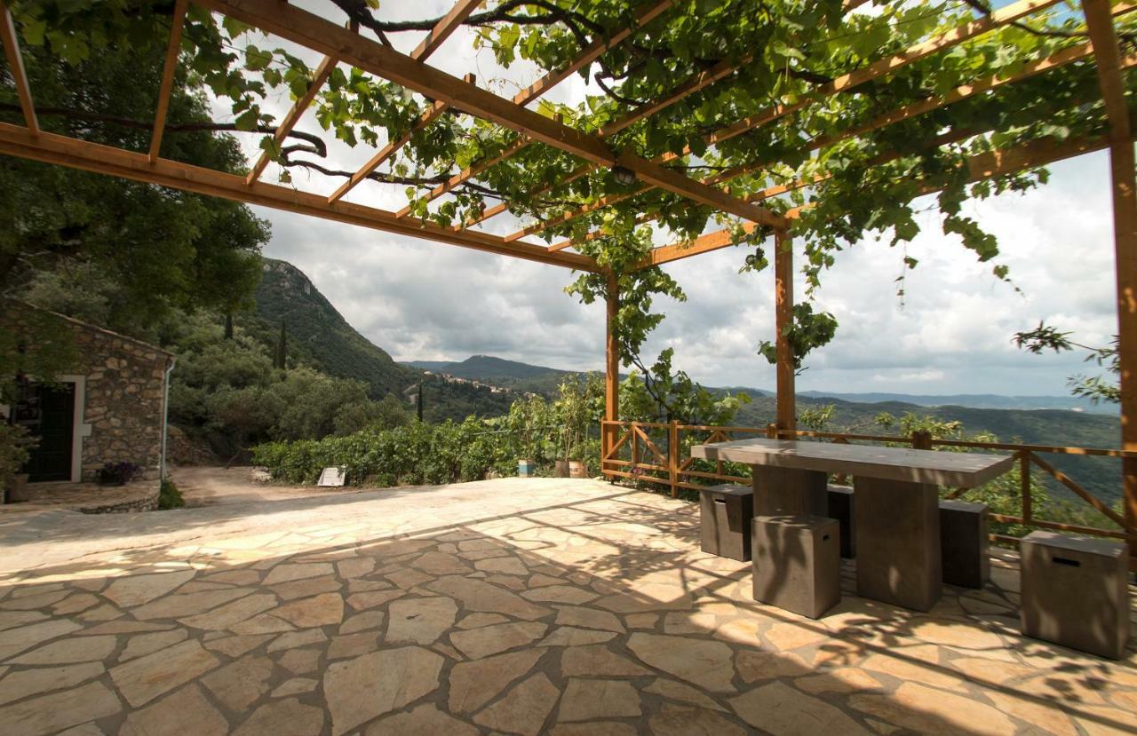 Castelli Olive Press Guest House Acharavi  Exterior foto
